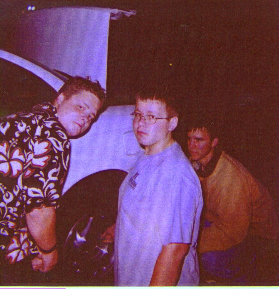 changing tire.2