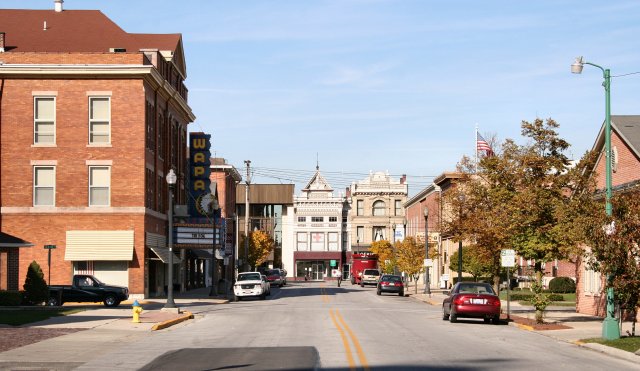 Wapakoneta-ohio-downtown.jpg (63659 bytes)